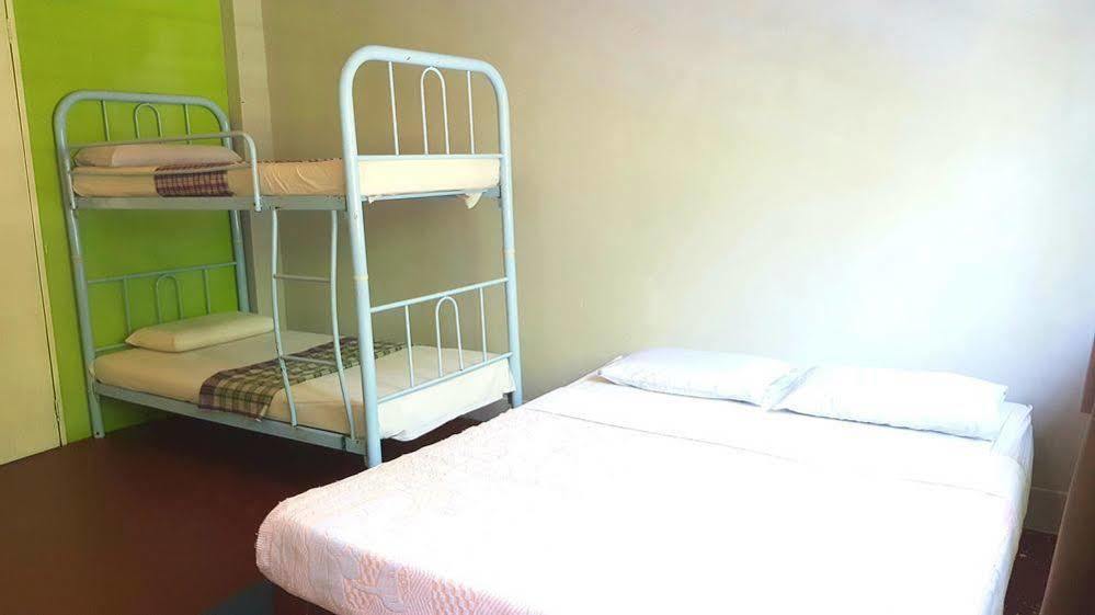 Jesselton Cabin Кота Кинабалу Екстериор снимка